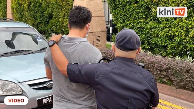 Man in Sunway Pyramid caught red-handed recording upskirt video