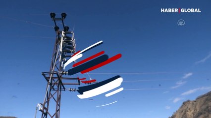 Tunceli'de skandal olay! Çaya elektrik verdiler, yüzlerce balık telef oldu