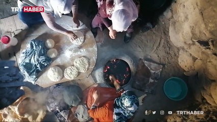 Köylerde imece usulü tandır ekmeği geleneği hala yaşatılıyor