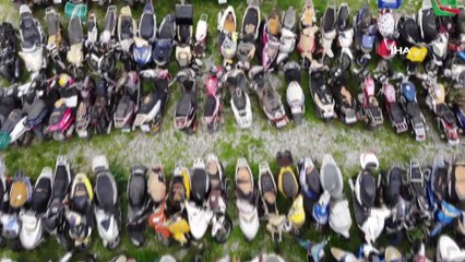 Binlerce Motosiklet, Yüzlerce Tekne Çürümeye Terk Edildi