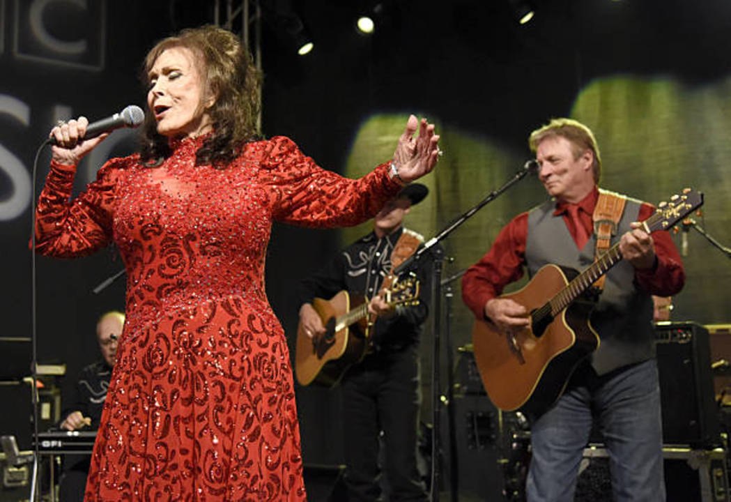 Loretta Lynn Announces 50th Studio Album Featuring Reba McEntire, Carrie Underwood, and Mo