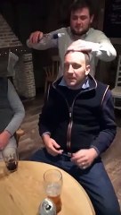 Ils ont inventé un jeu à boire un peu risqué