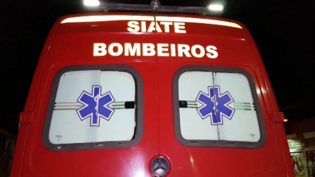 Motociclista fica ferido em colisão na Rua Xavantes, no Bairro Santa Cruz