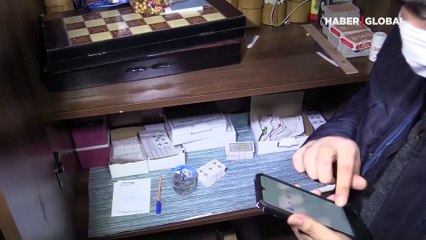 Bursa'da eski boksörler derneğine kumar baskını! Uyuyor numarası yaptılar