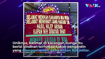 Serangan Grup Arisan Tagih Utang Pakai Karangan Bunga