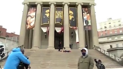 Trump yanlısı ırkçılar George Floyd'un ölümünü canlandırdı