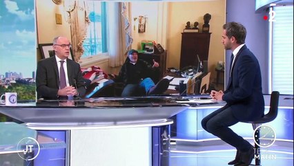 Etats-Unis : une intrusion dans le Capitole et des violences qui posent question