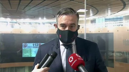 Enrique López: "El dispositivo para afrontar las nevadas en la Comunidad está en marcha"