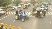 Farmer Revolt: Thousands takes part in tractor rally