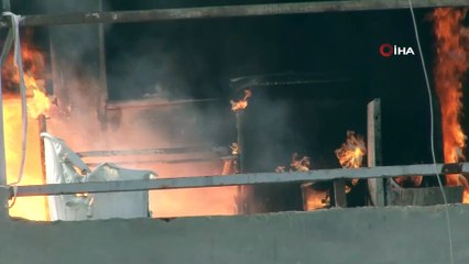 Antalya'da ağlatan yangın...Elleri ve saçları yanan adam evinin ardından böyle gözyaşı döktü