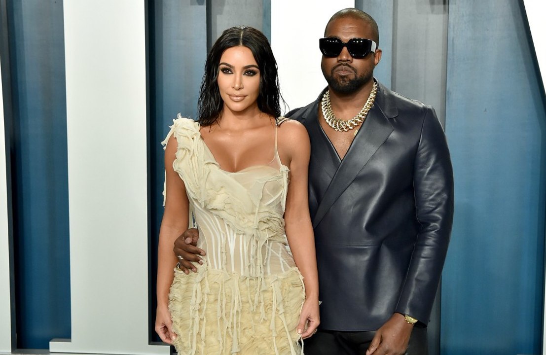 Kim Kardashian e Kanye West trocaram presentes milionários no Natal, diz site