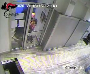 Terni - Rapinano portafogli a disabile 2 arresti (07.01.21)