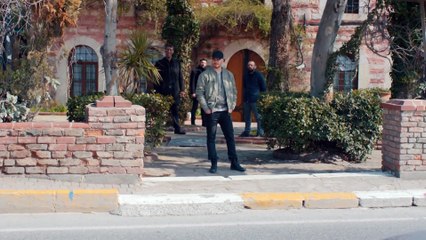 في الداخل الحلقة 80 المدبلجة إلى اللغة العربية وعالي الدقة İçerde