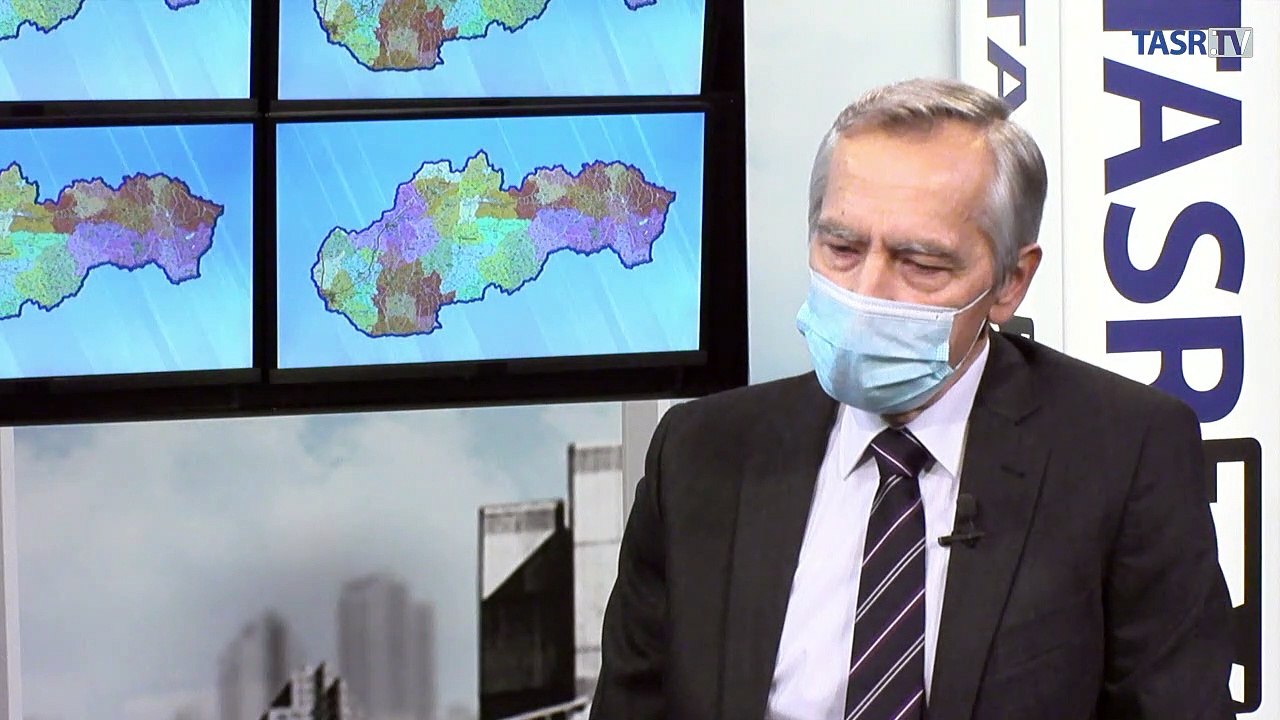 FIGEĽ: Pápež urobil v Československu výnimku a zem pobozkal dvakrát