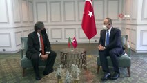 - Dışişleri Bakanı Çavuşoğlu, Portekiz’de- Çavuşoğlu, Portekiz-Türkiye Parlamentolar arası Dostluk Grubu Başkanı Oliveira’yı kabul etti