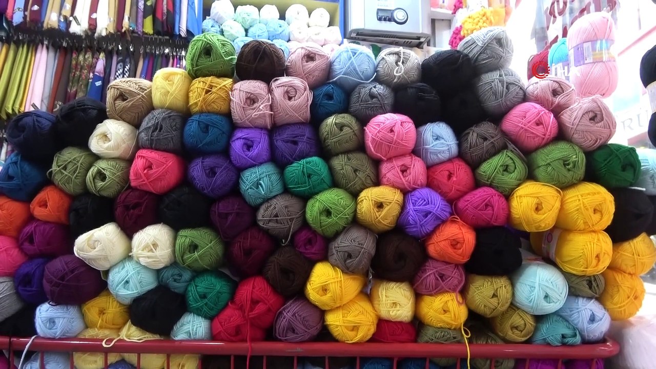 Kadınlar Evlere Kapandı, Örgü İpi Satışları Arttı