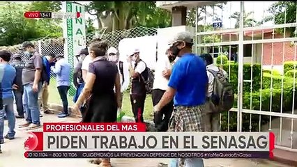En toma pacífica, afines al MAS cierran con candado el Senasag exigiendo fuentes de empleo