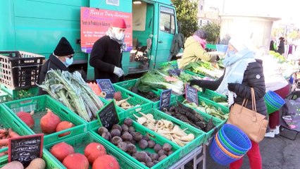 Au marché de Martigues, l'arsenal contre le froid