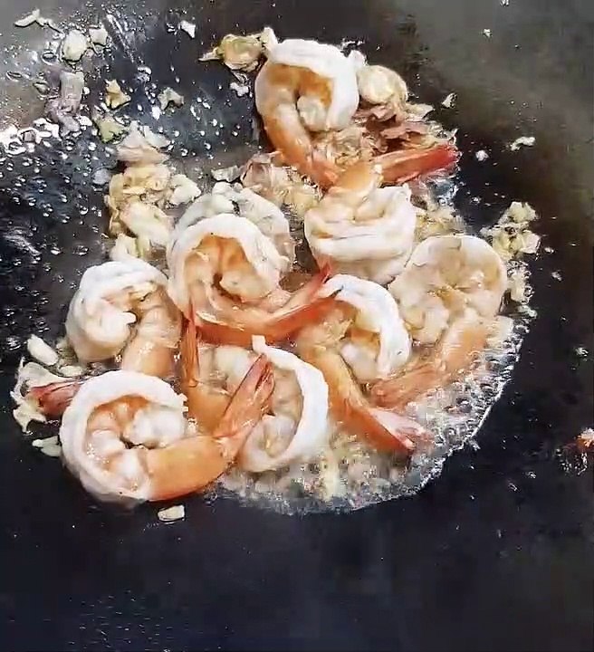 Fried Glas noodle. Bún xào Hải sản