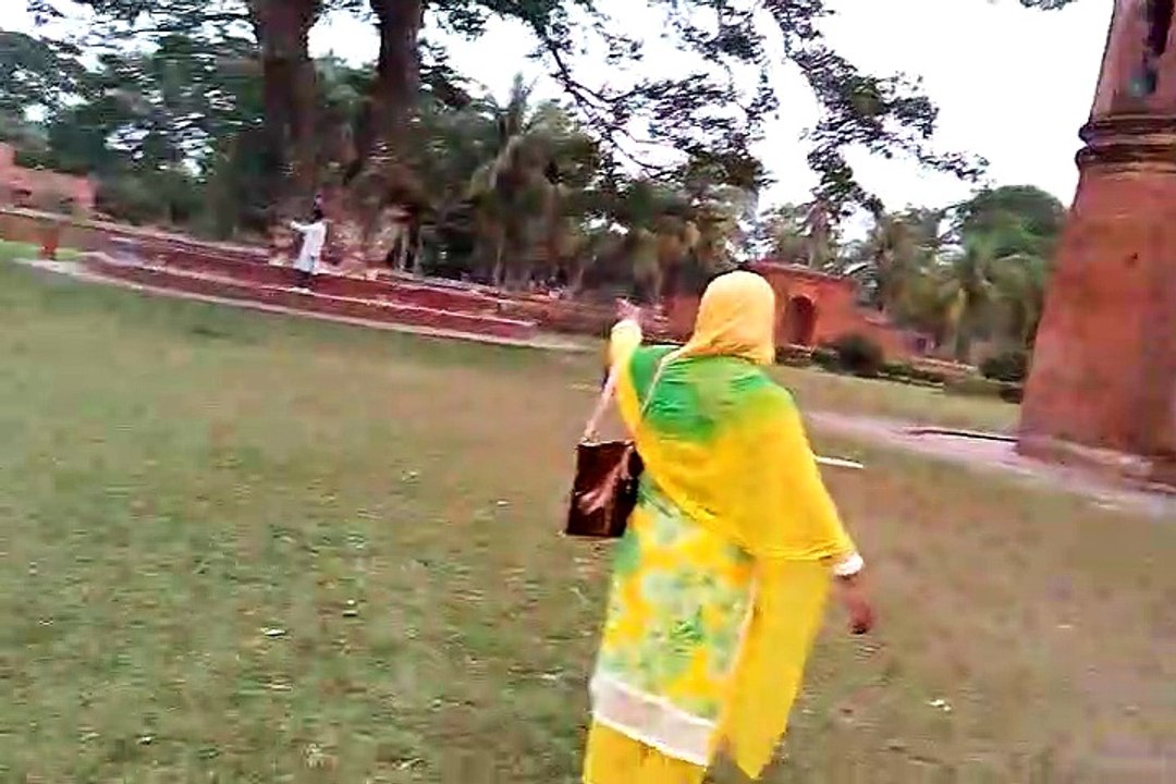 VID_20180412_171409AzadTechWorldPro@ Visit to Shatgambuz Mosque at Bagherhat