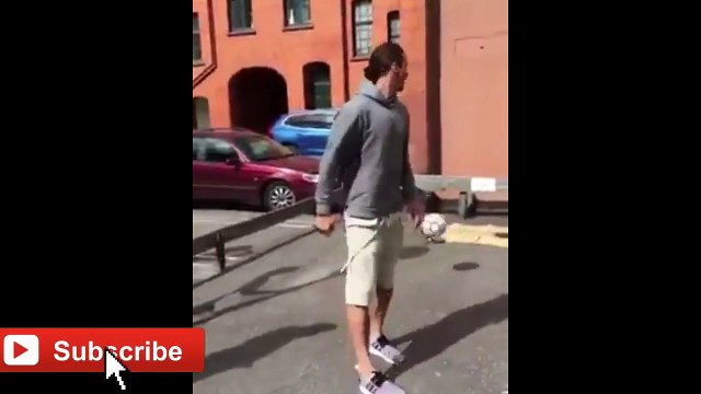 Zlatan Ibrahimovic Freestyles On Streets! Freestyler Impresses Zlatan!