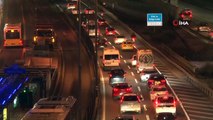 Kısıtlamaya saatler kala İstanbul'da trafik yoğunluğu yüzde 60 seviyelerine ulaştı