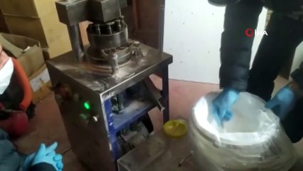 İzmir’de 10 milyon TL değerinde kaçak vücut geliştirme hapları ele geçirildi