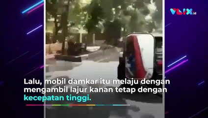Video Detik-detik Mobil Damkar Nyelonong Tabrak Mobil Box