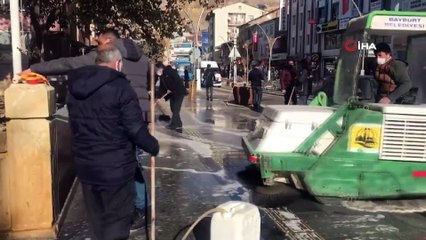 Covid-19 tedbirleri kapsamında cadde ve sokaklarda temizlik devam ediyor