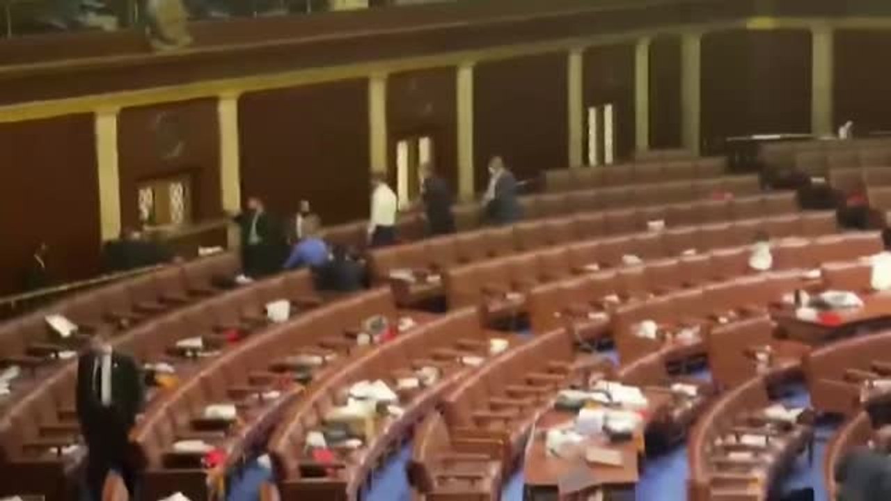 Trump rectifica: reconoce la victoria de Biden y califica de "atroz ataque" el asalto al Capitolio