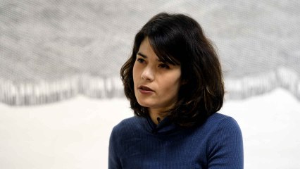 Isa Serra: "No me sorprendería ver entrar en el Congreso a Abascal con cuernos"