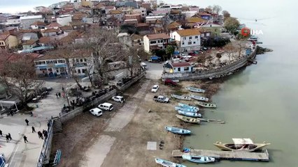 2600 yıllık geçmişi olan Uluabat Gölü'nde kuraklık tehlikesi