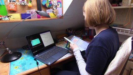 Marad az online oktatás: "nő a szorongás, csökken az érdeklődés"