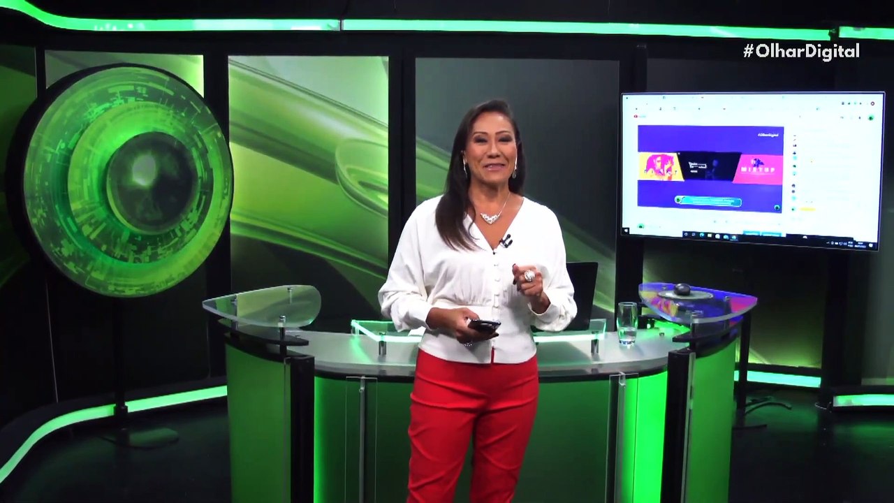 Fones de ouvido diferentes podem ser presos aos óculos