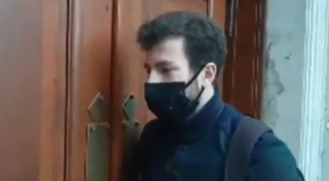 Uğur Dündar ruhu Boğaziçi'nde: Melih Bey kapıyı açar mısınız lütfen