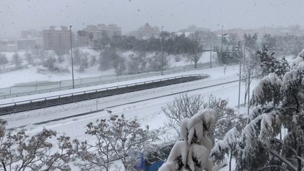 La A-2, carretera de Barcelona, cortada al tráfico debido a la nieve