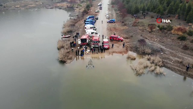 Gezinti faciasında gölette kaybolan 2 arkadaştan 1’inin cansız bedenine ulaşıldı