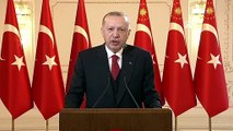 Erdoğan’dan Boğaziçi protestoları açıklaması: Terör örgütü iltisaklı kişilerin en ön safta yer aldığı eylemlerin demokrasiyle ilgisi yoktur