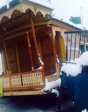 Houseboat Sinks in Dal Lake Srinagar