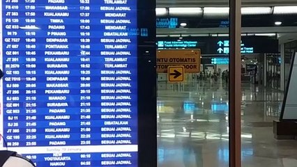 Desaparecido un avión indonesio con más de 50 pasajeros