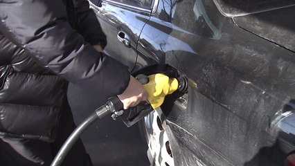 지난주 서울 주유소 휘발윳값 평균 1천500원 넘어...7주째 상승 / YTN