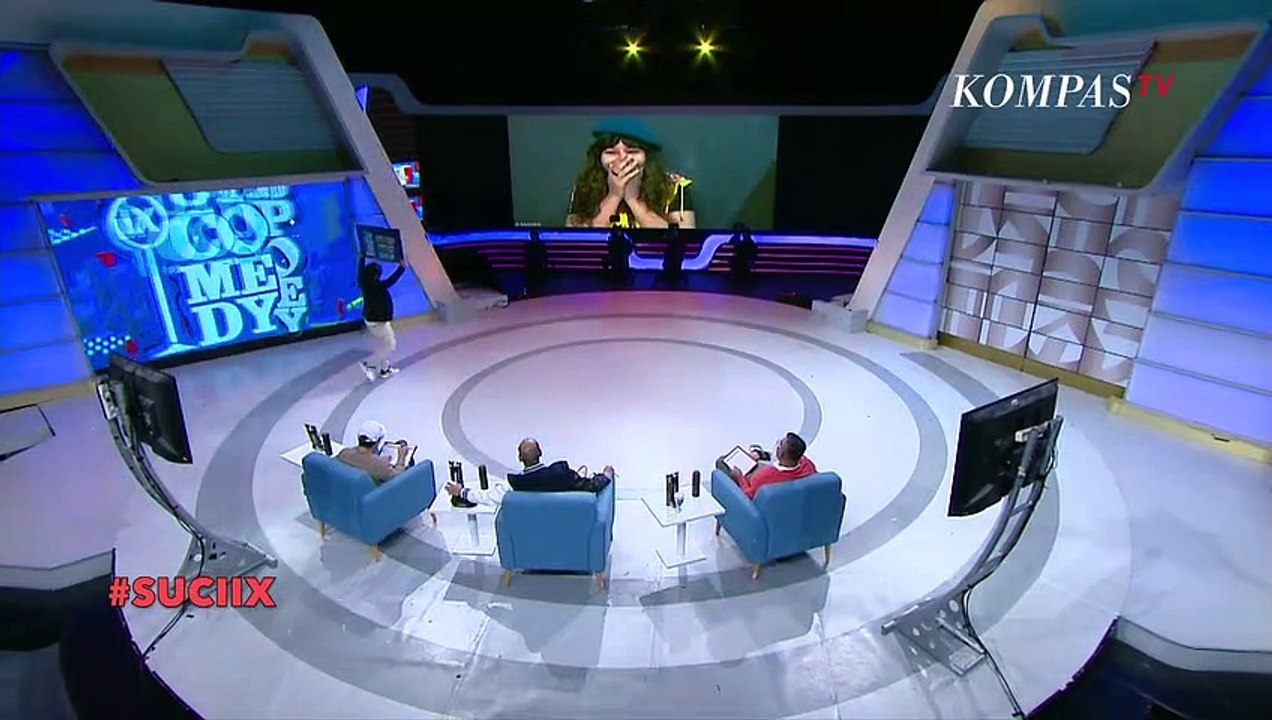 Stand Up Pia, si Reporter Gosip, Berdoa Ada Artis Cerai - AUDISI SUCI IX (SEGMEN 4)
