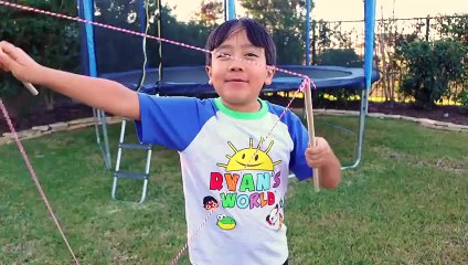How to make DIY Giant Bubbles homemade with Ryan's World!