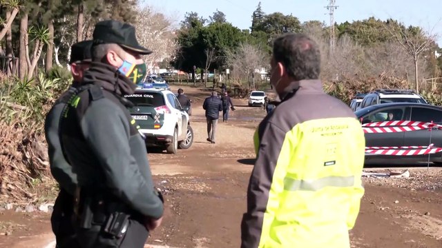 Bendodo visita las zonas afectadas por el temporal 'Filomena' en Mijas (Málaga)