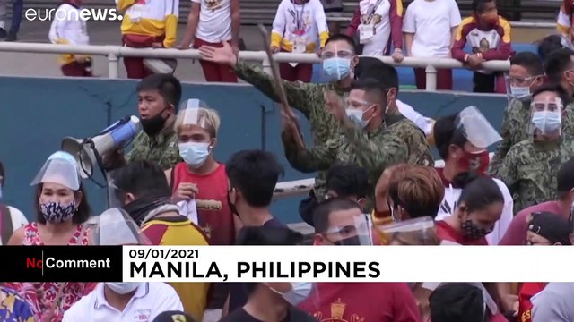 Miles de filipinos se saltan la pandemia para asistir al milagro religioso