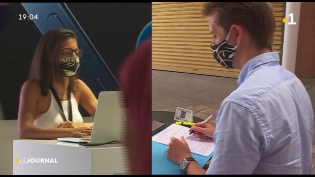 Étudiants - Les vacances, c'est pour travailler