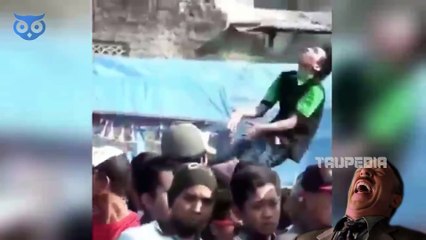 Vedio lucu "orang gila lagi joget"1