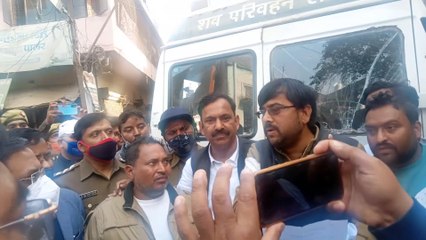 लूट के बाद व्यापारी की हत्या से गुस्साए व्यापारियों ने आज बाजार बंद रखा