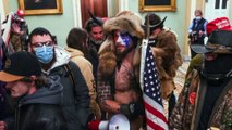 Attacco al Congresso Usa: arrestato lo sciamano di Capitol Hill