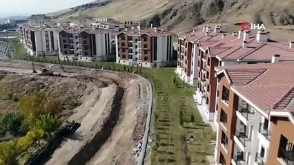 Elazığ depremzedeleri için yapılan konutlardan 100 bin aile yararlanacak